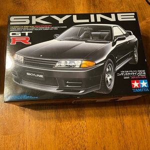 Skyline GTR plastic car kit